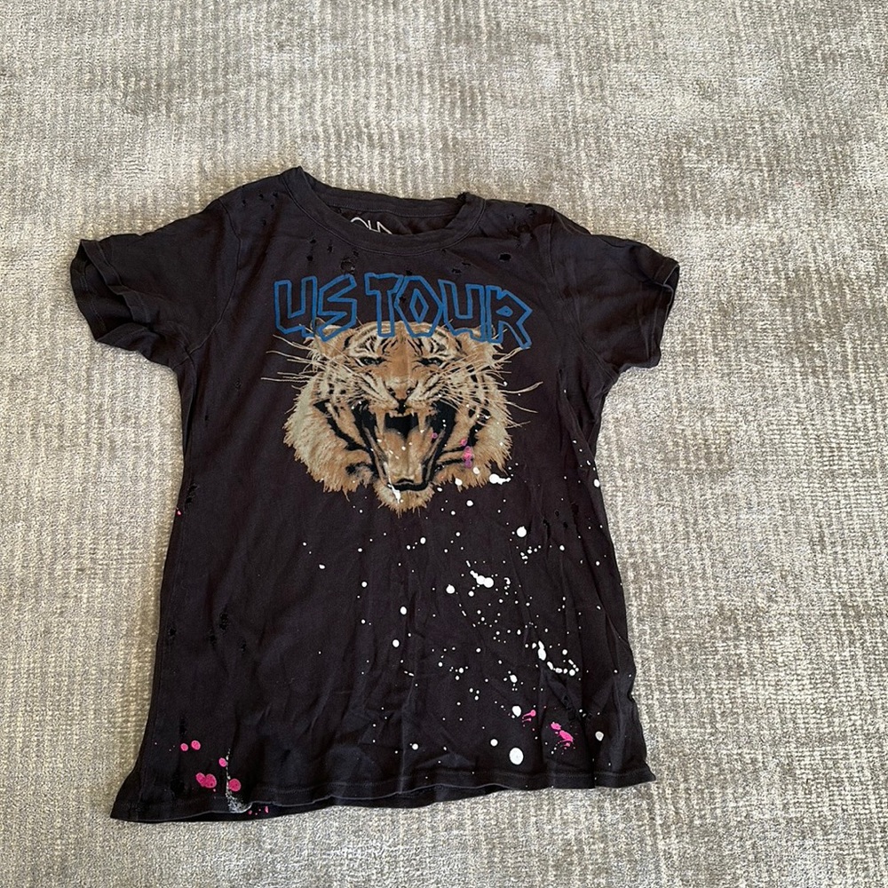 Chaser tiger tee size small